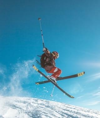 skiing